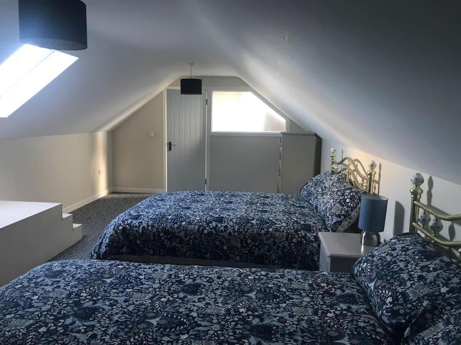 Hilltown Mournes Family Cottage With Hot Tub מראה חיצוני תמונה