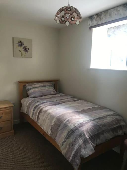 Hilltown Mournes Family Cottage With Hot Tub מראה חיצוני תמונה